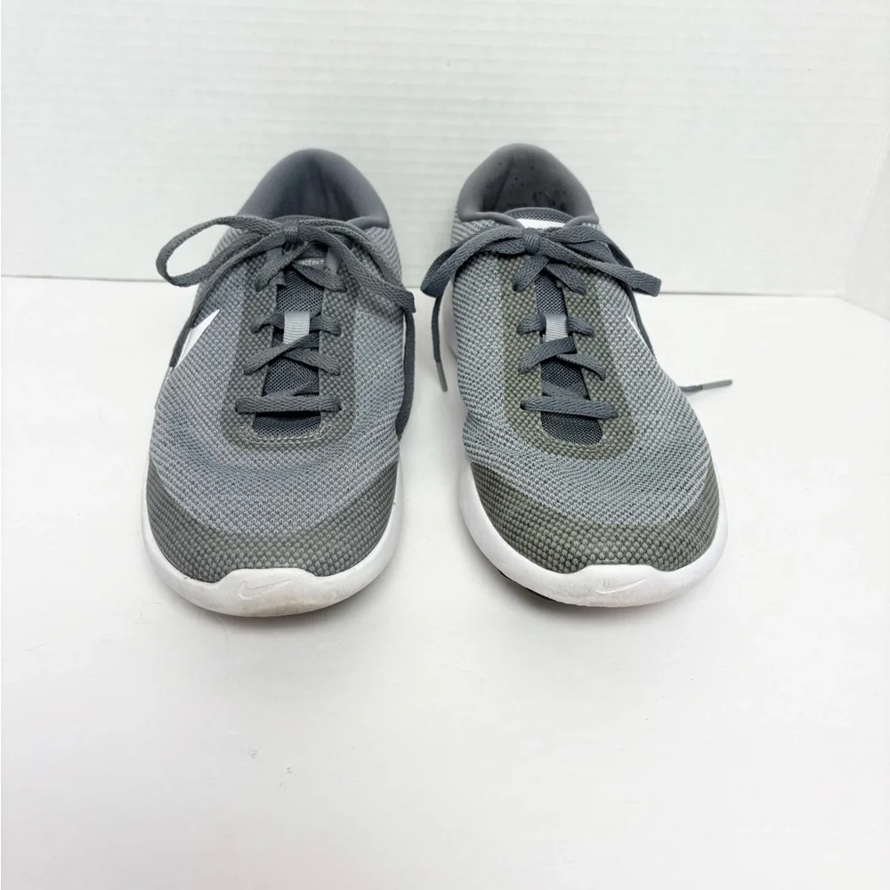 Nike Flex Experience RN 7 Running Shoes‎ Gray Athletic Trainers Women’s Size 8